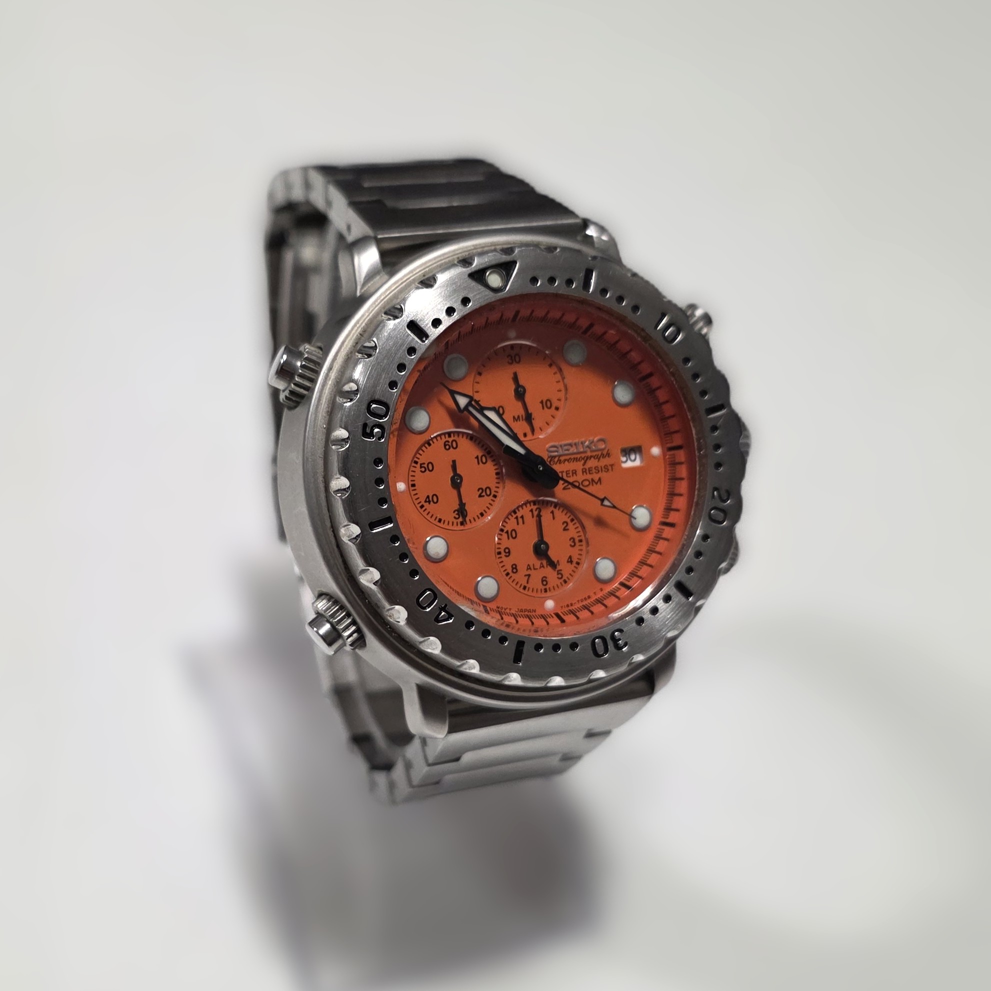 Rare Seiko Alarm Chronograph - Seiko "Italian Tuna" Diver's 200M – Y182-7C20 - Image 3