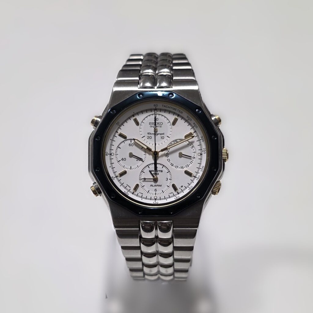 Seiko Quartz Chronograph - Ref. 7T34-7A00