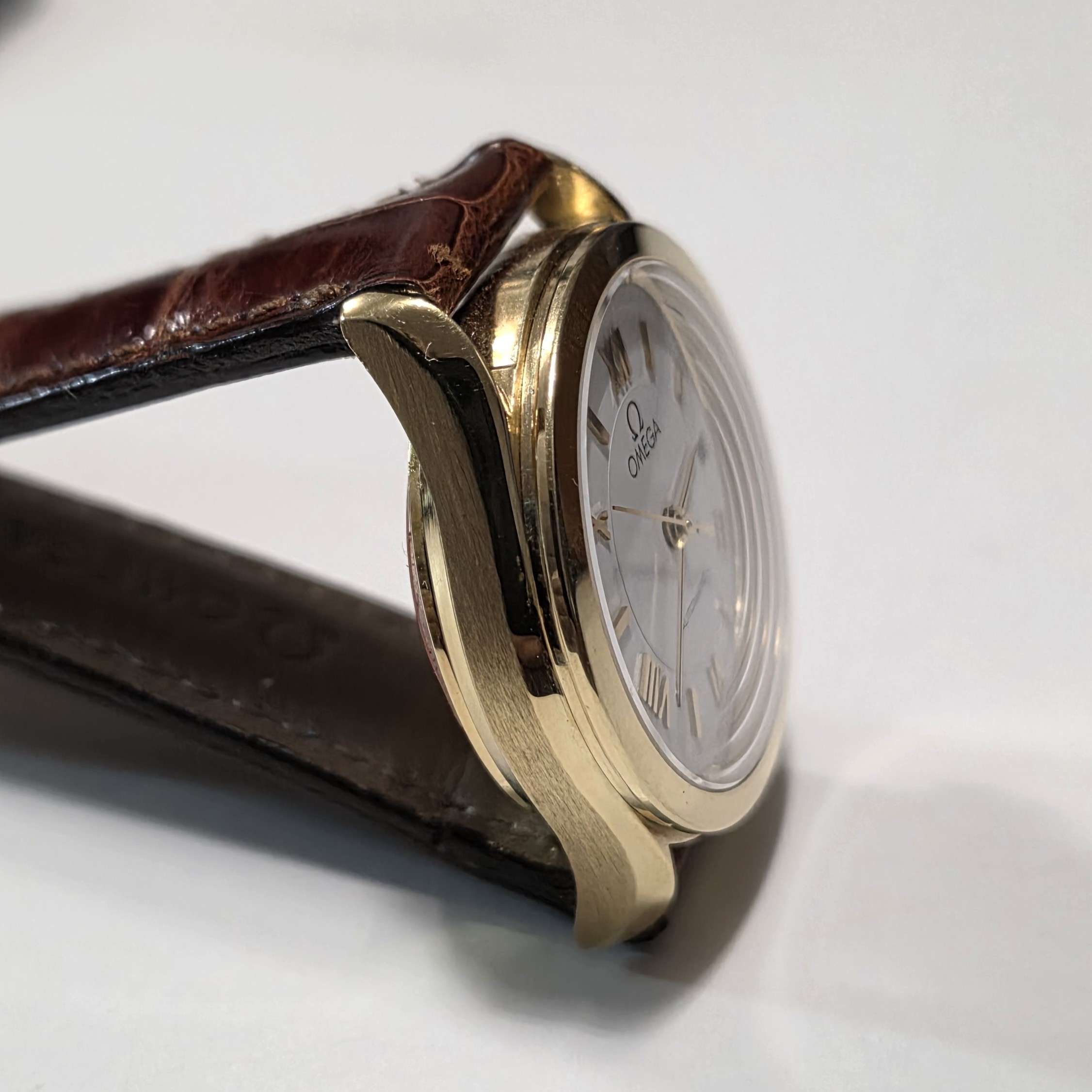 Omega Classic Automatic Vintage in 18 kt Yellow Gold – Cal. 620 - Image 4