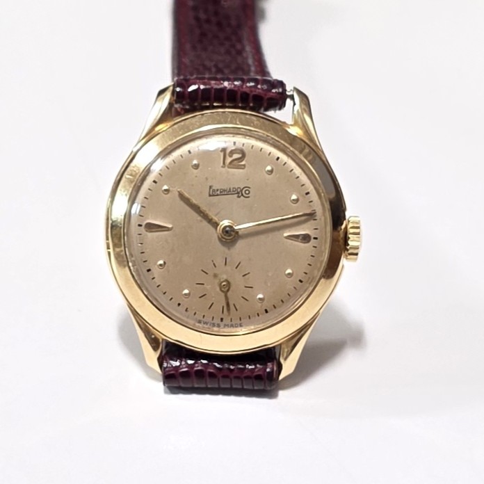 Eberhard Vintage Hand-Wound Watch in 18 kt Yellow Gold