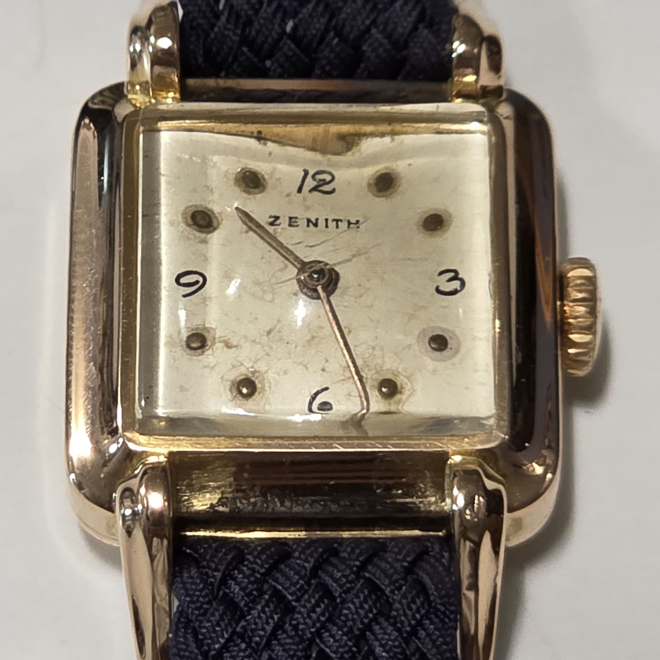 Vintage Zenith Watch in 18 kt Yellow Gold