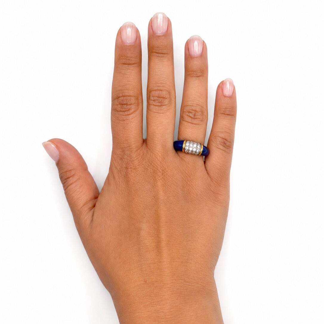 18 kt Yellow Gold Ring with Blue Enamel and Diamonds - Image 5