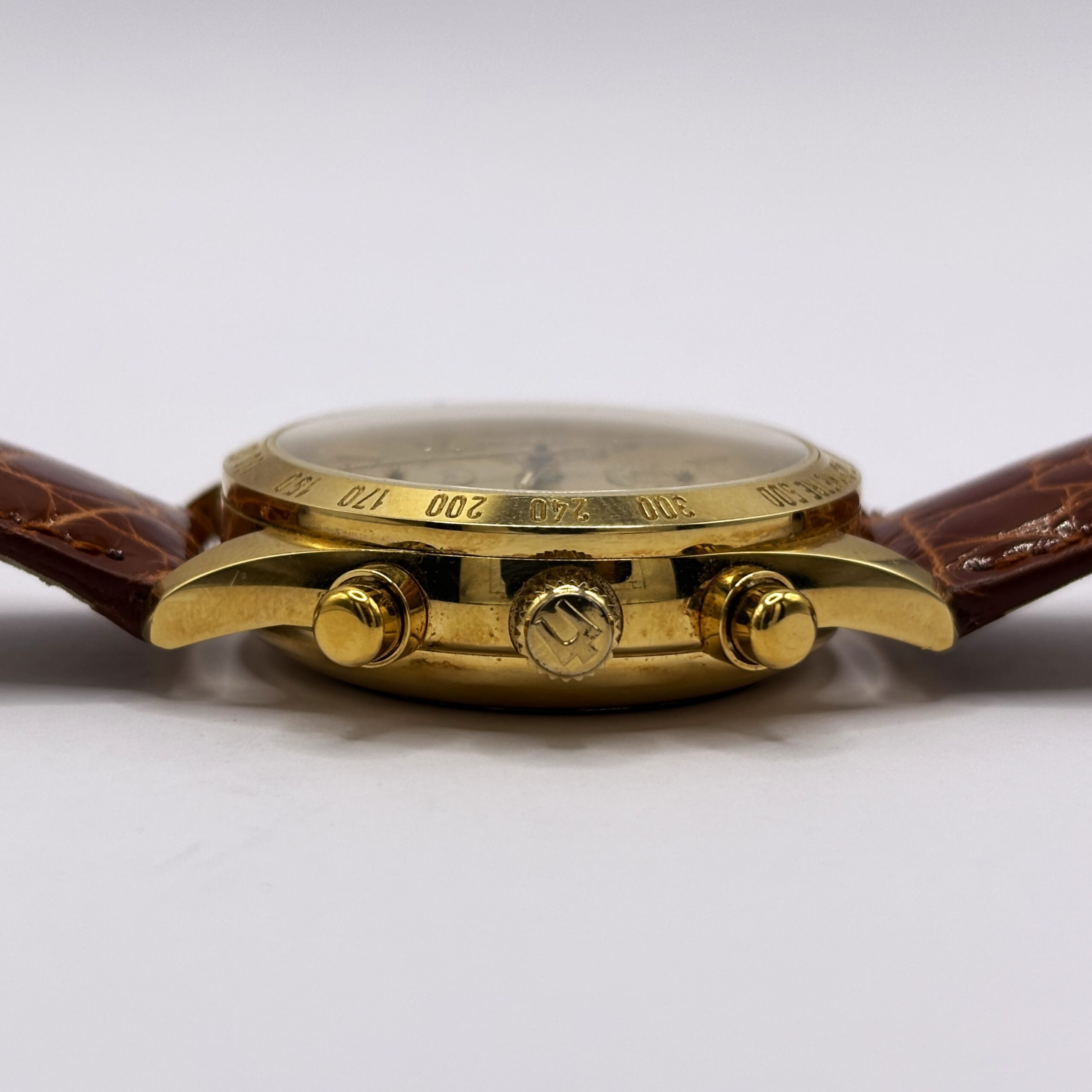 Bulova Automatic Chronograph NOS in 18 Kt Gold - Cal. Valjoux 7750 - Image 2