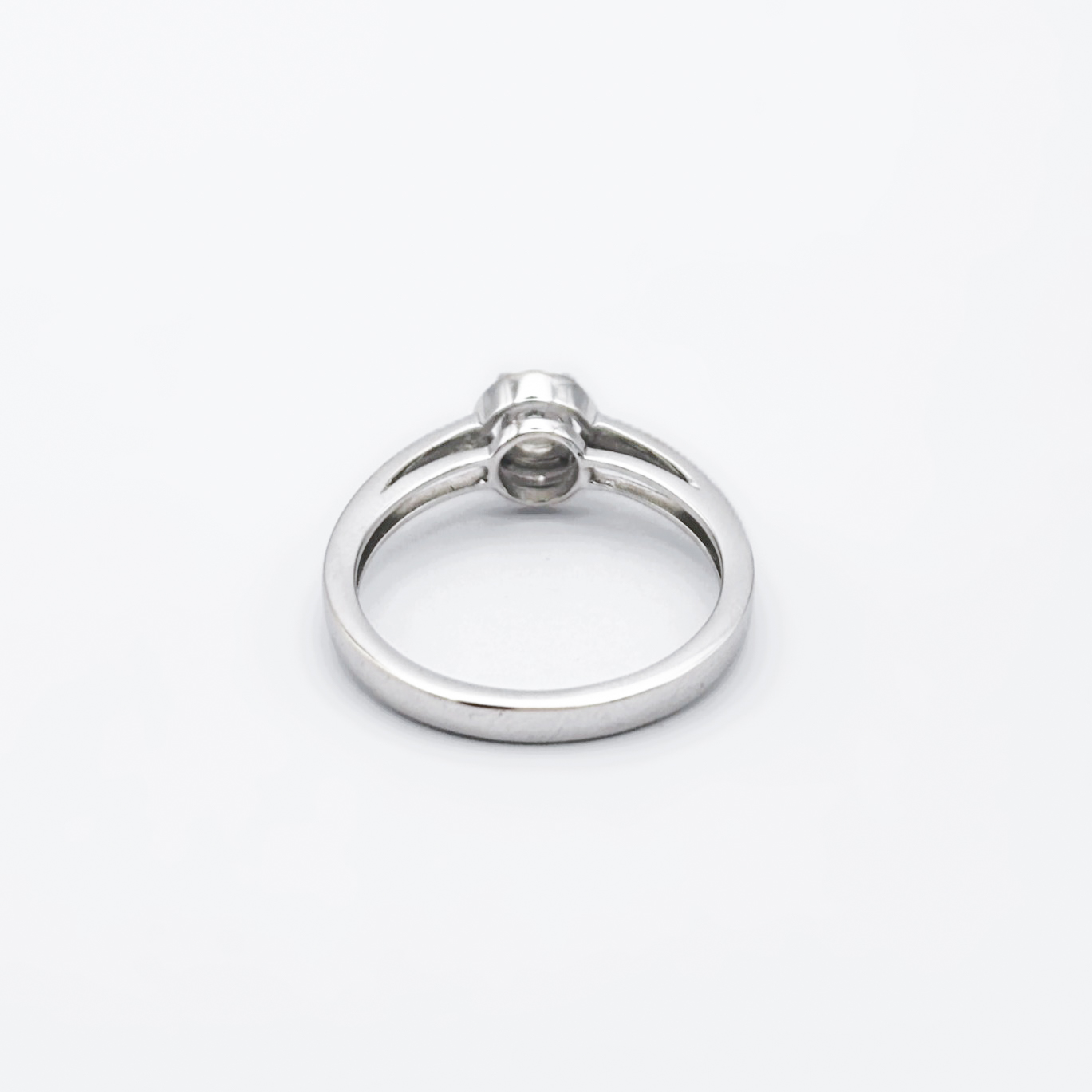 Bliss Solitaire Ring in 18kt White Gold with Diamond - Image 3