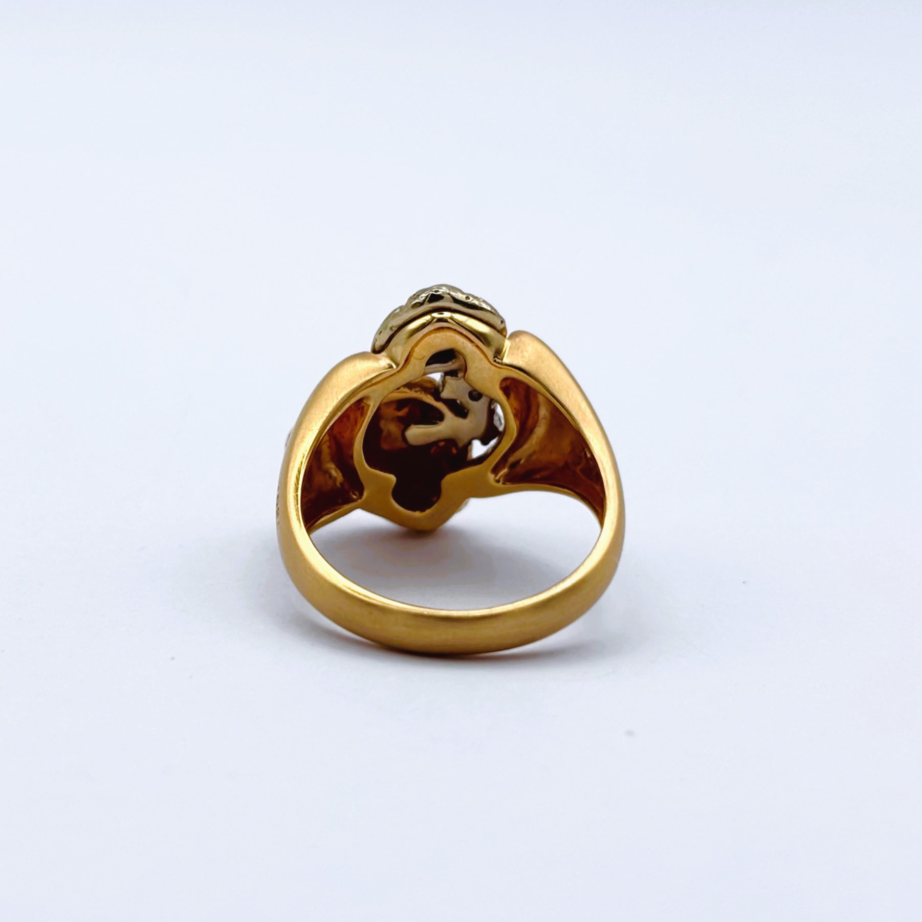 Annamaria Cammilli – Anello Collezione Tracce in Oro Giallo 18 kt e Diamanti - immagine 4