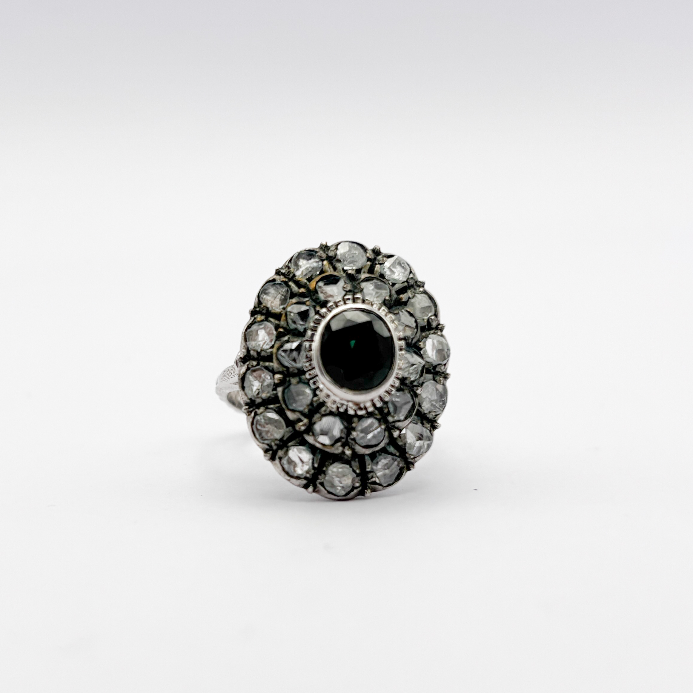 Cluster Ring in 18kt White Gold and Silver with Sapphire and Diamonds