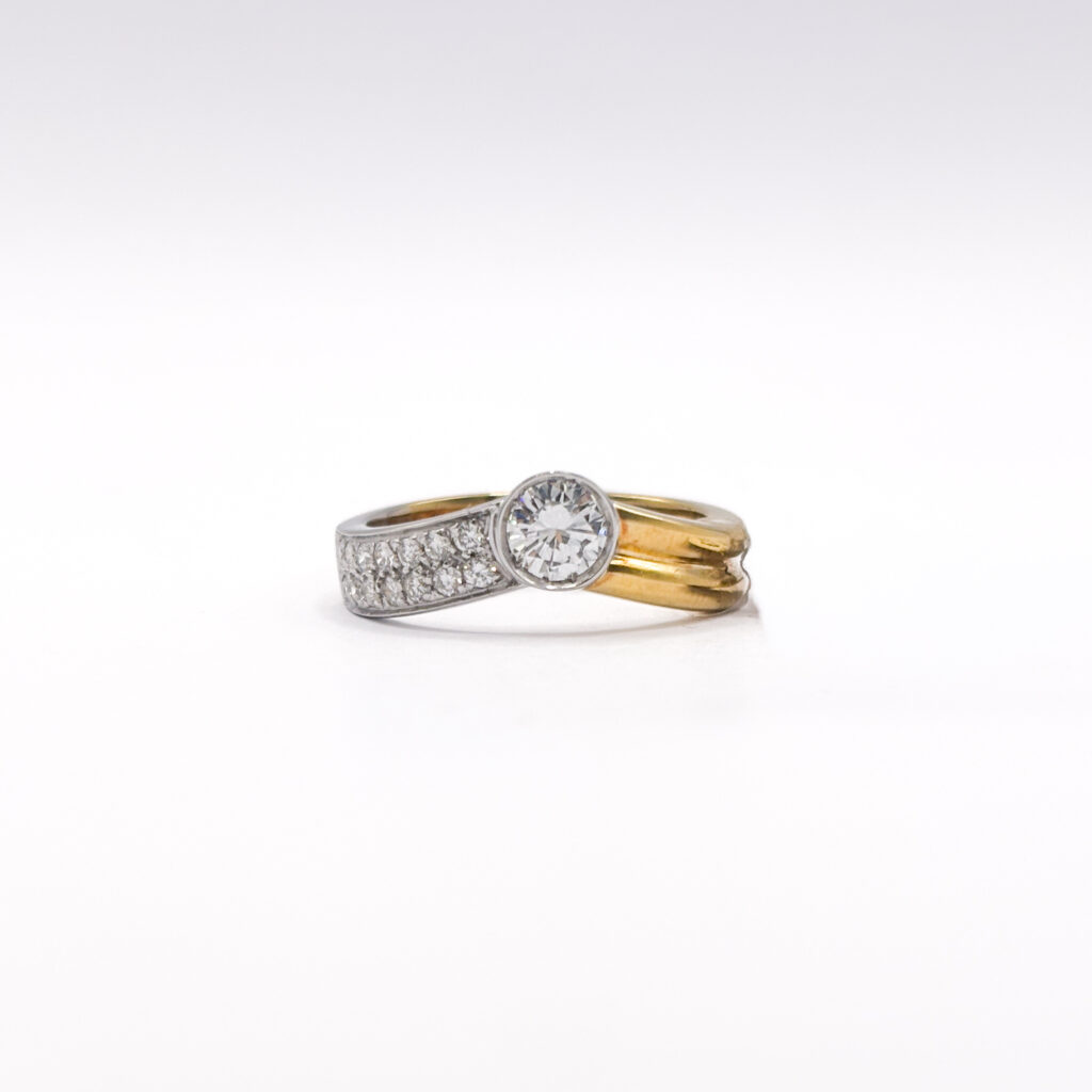Ring in 18kt White and Yellow Gold with Diamonds