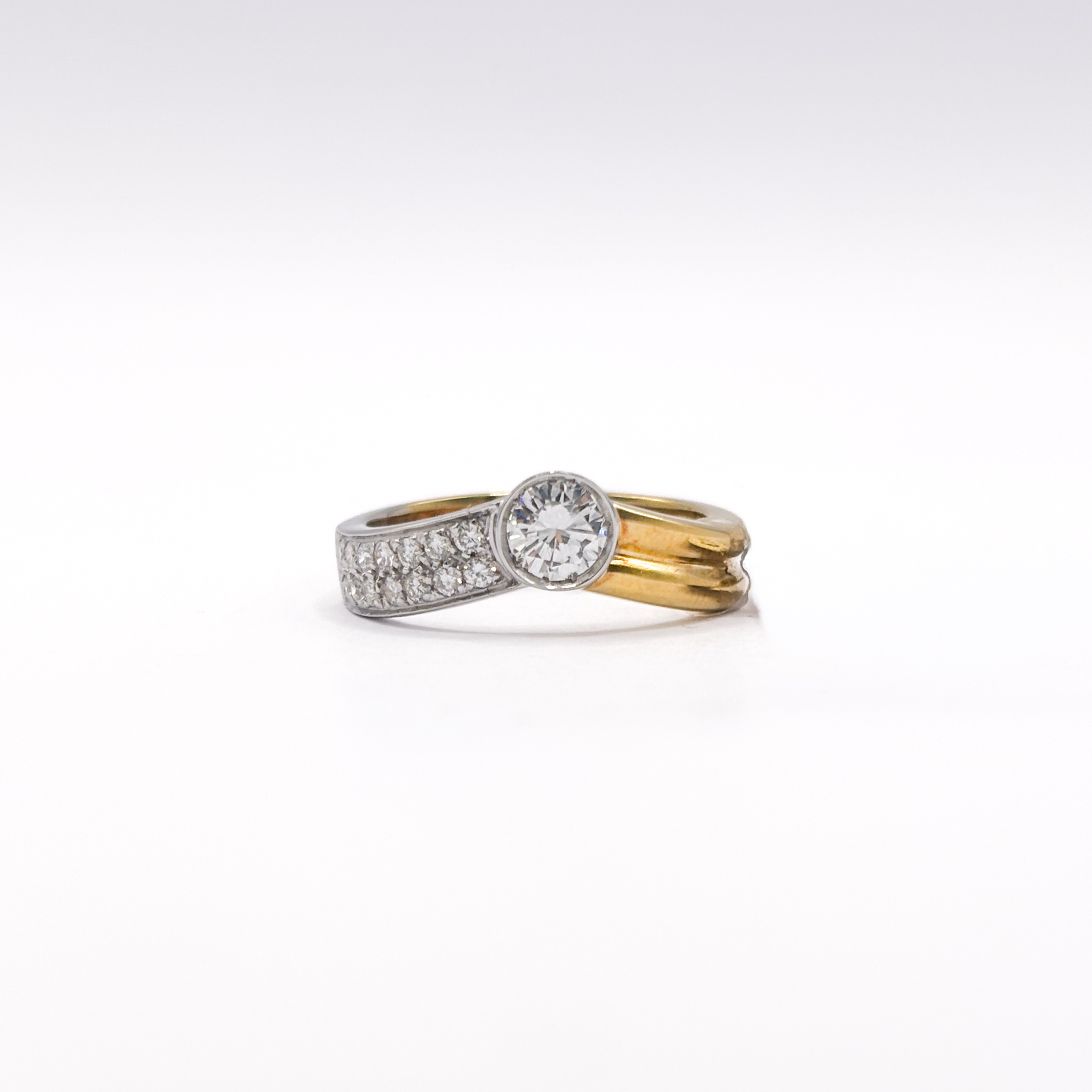 Ring in 18kt White and Yellow Gold with Diamonds