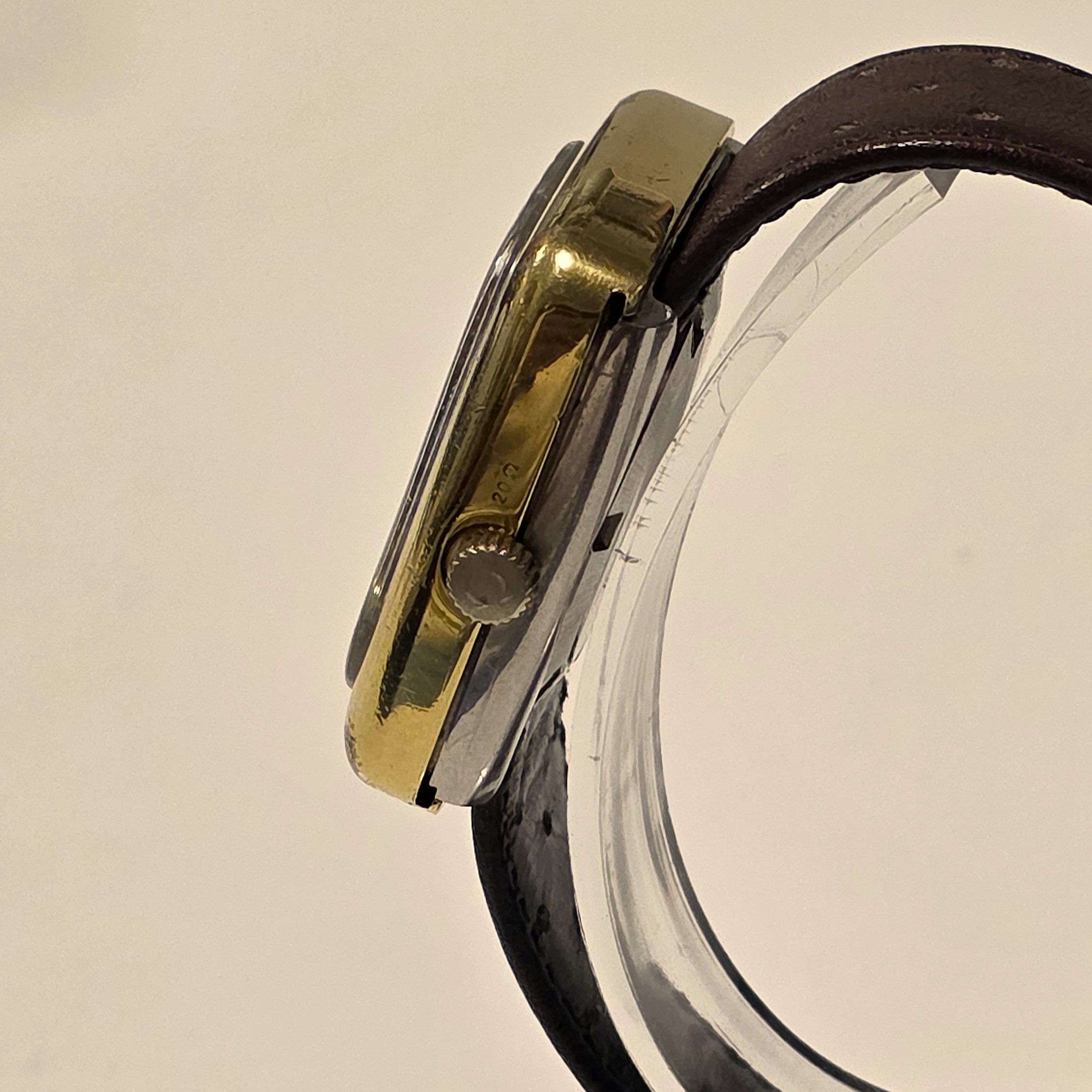 Omega Genève Dynamic Rectangular Lady - Image 9