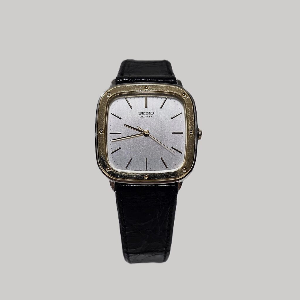 Vintage Seiko Quartz Cushion in Rolled Steel - Cal. 8621