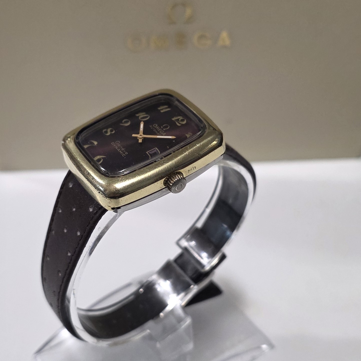 Omega Genève Dynamic Rectangular Lady - Image 5