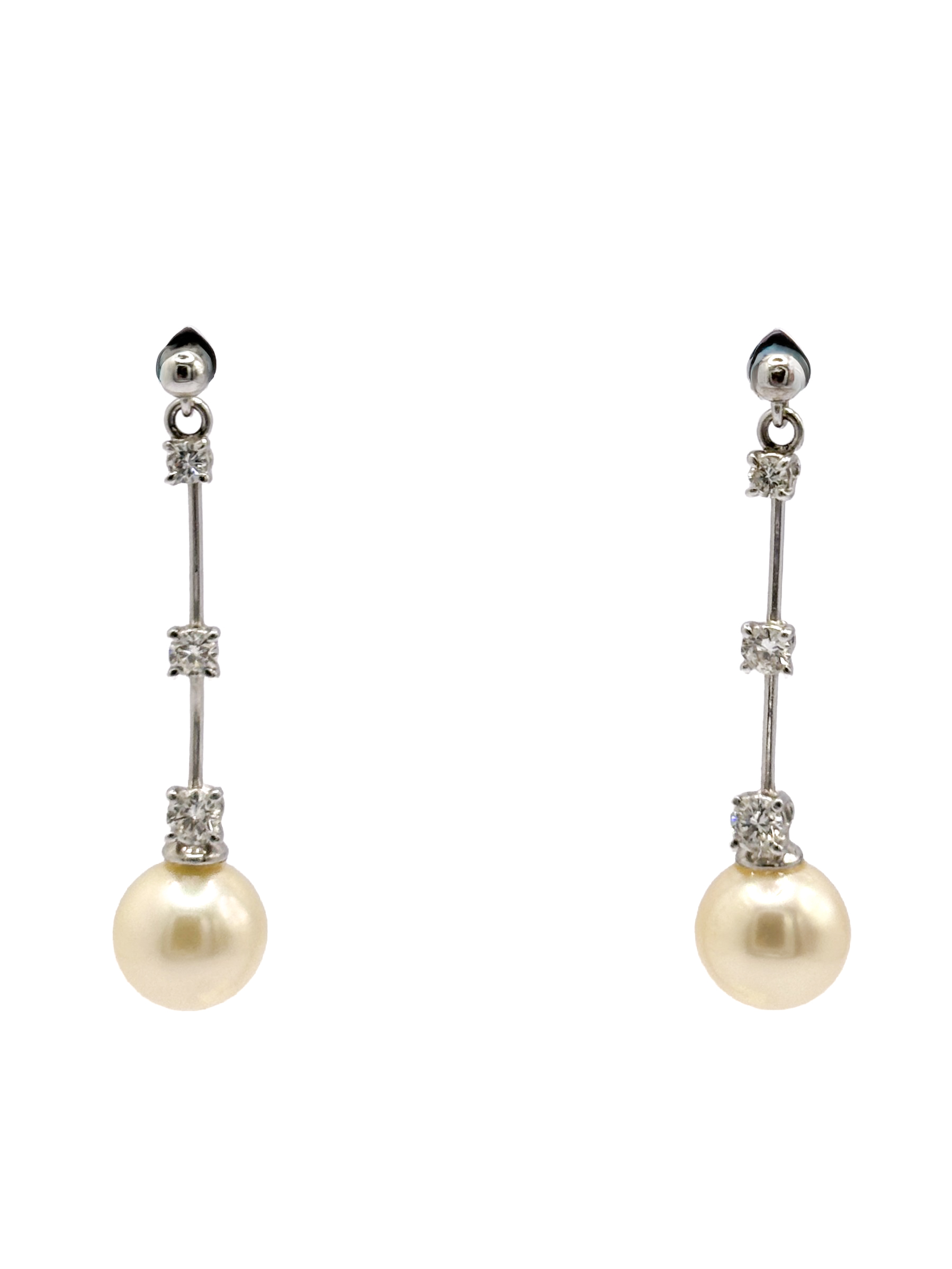 Pendant Earrings in 18 kt White Gold with Pearls and Diamonds - Image 3