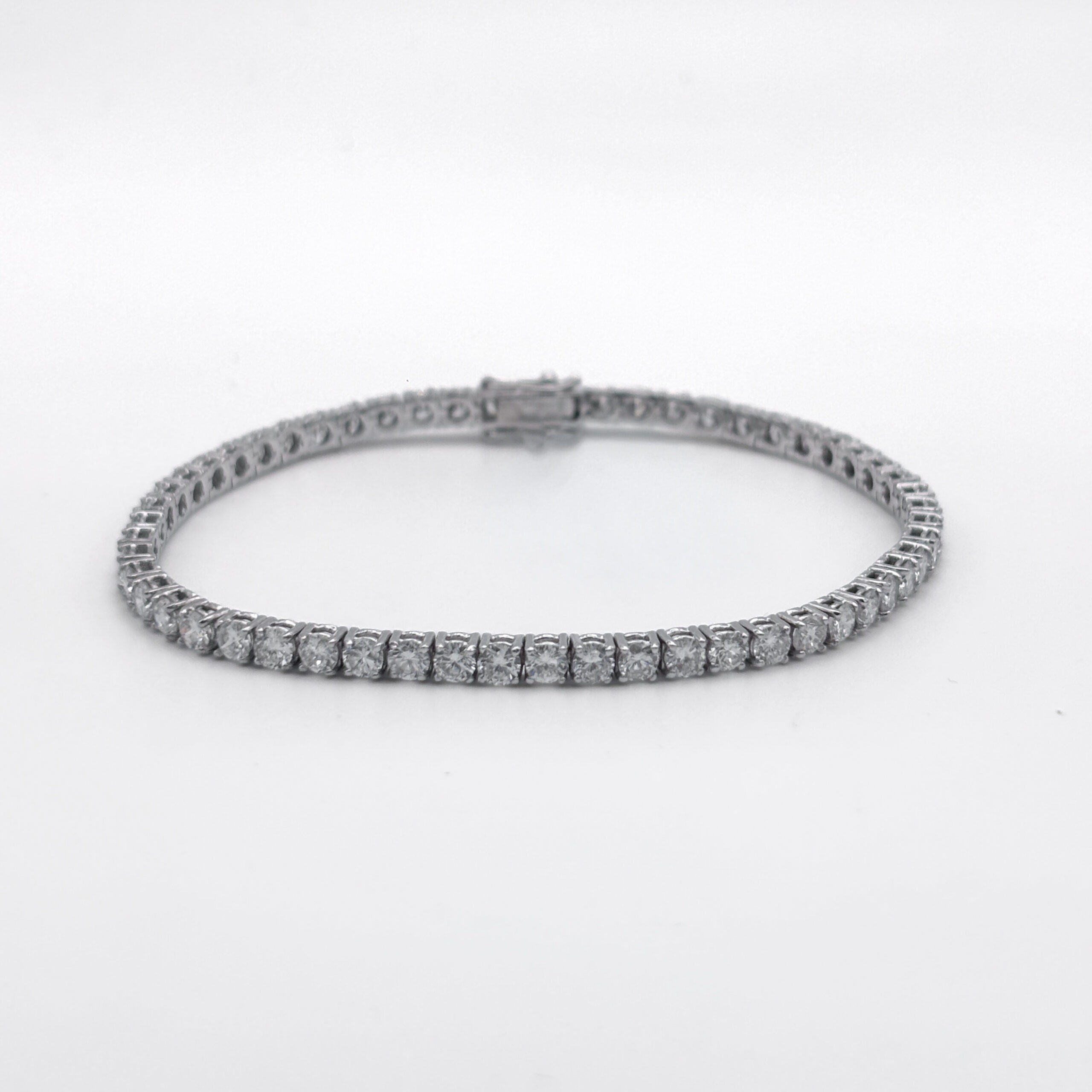 Bracciale Tennis in Oro Bianco 18 kt con Diamanti ct 5,12 - immagine 3