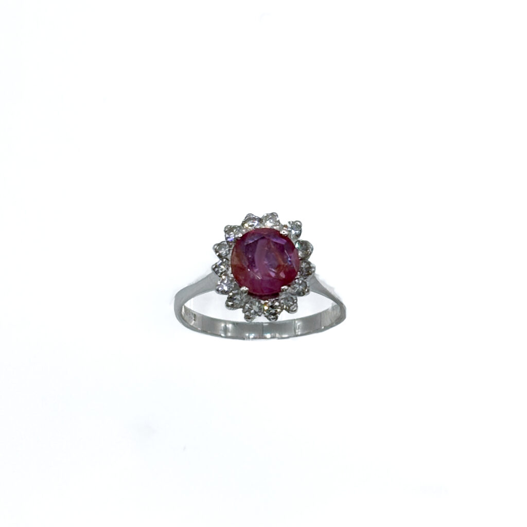 18 kt White Gold Ring with No Heat Burma Ruby and Diamonds