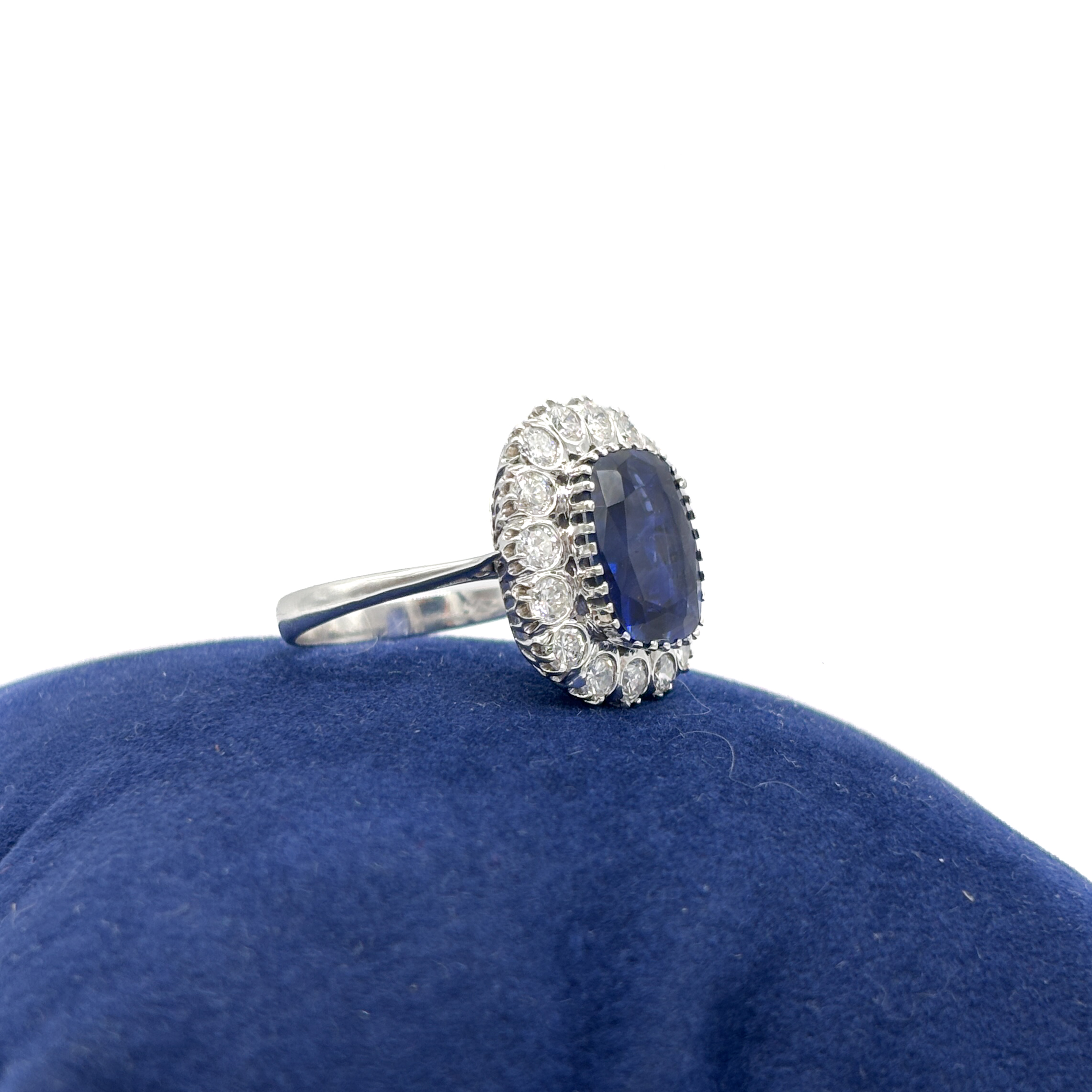 18kt White Gold Ring with No-Heat Burmese Sapphire and Diamonds - Image 2