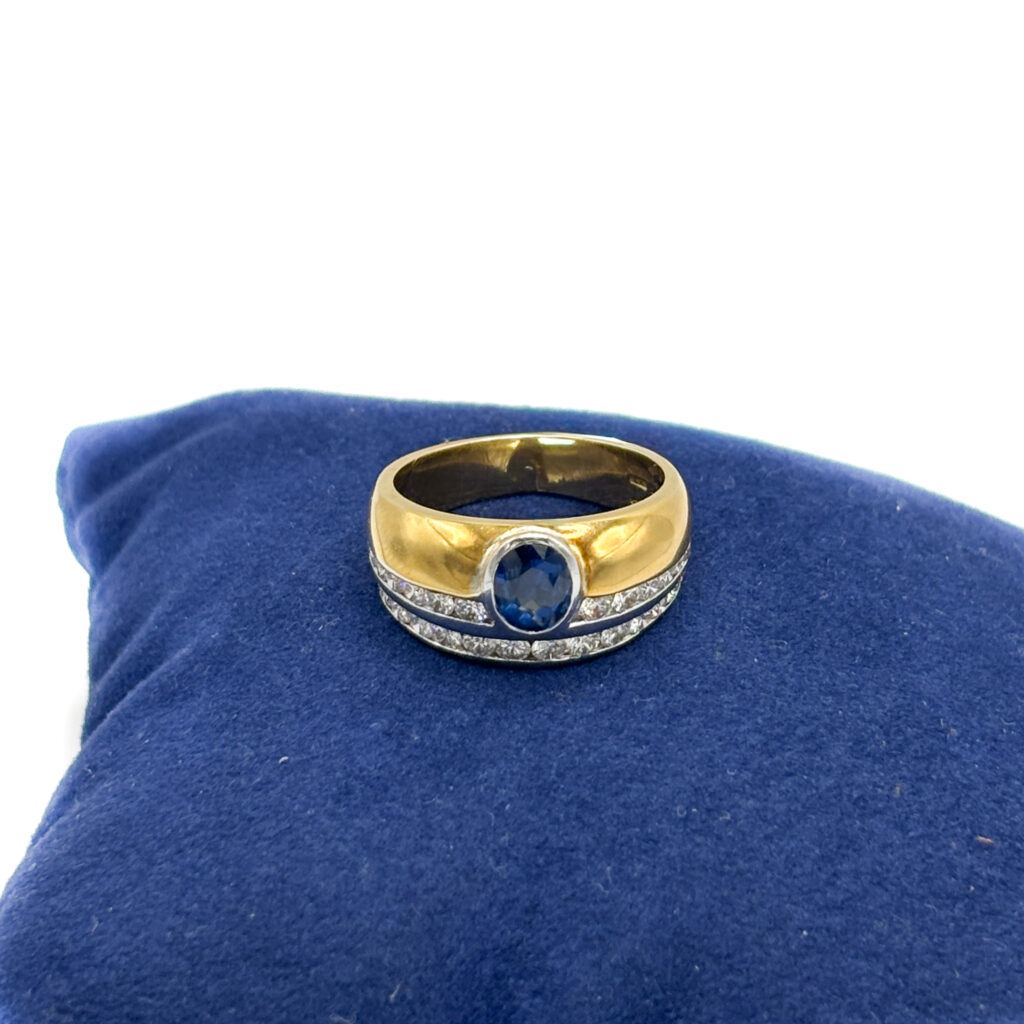 Giollaro Ring in 18kt Yellow and White Gold with Sapphire and Diamonds