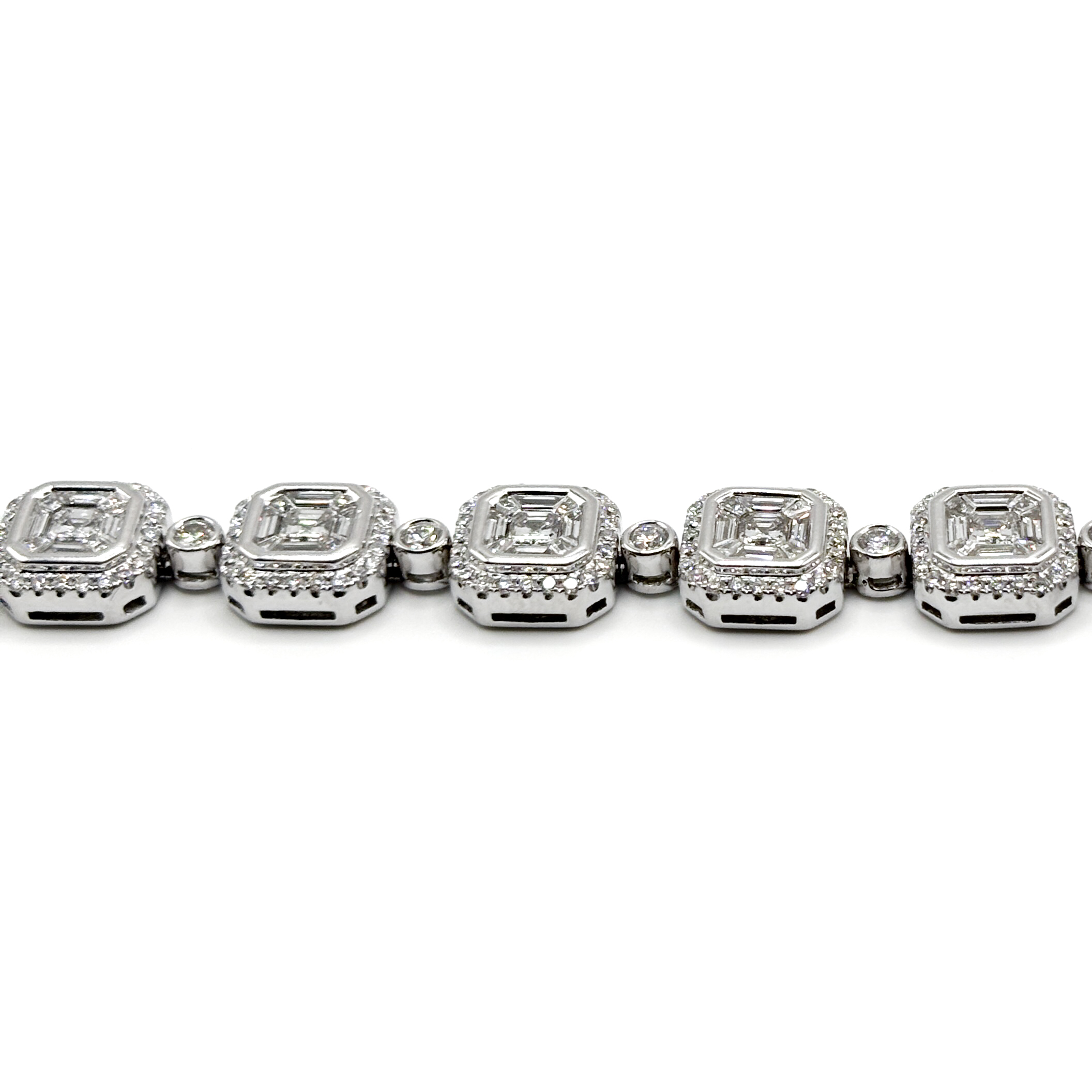 Bracciale in Oro Bianco 18 kt con Diamanti Taglio Smeraldo - immagine 8