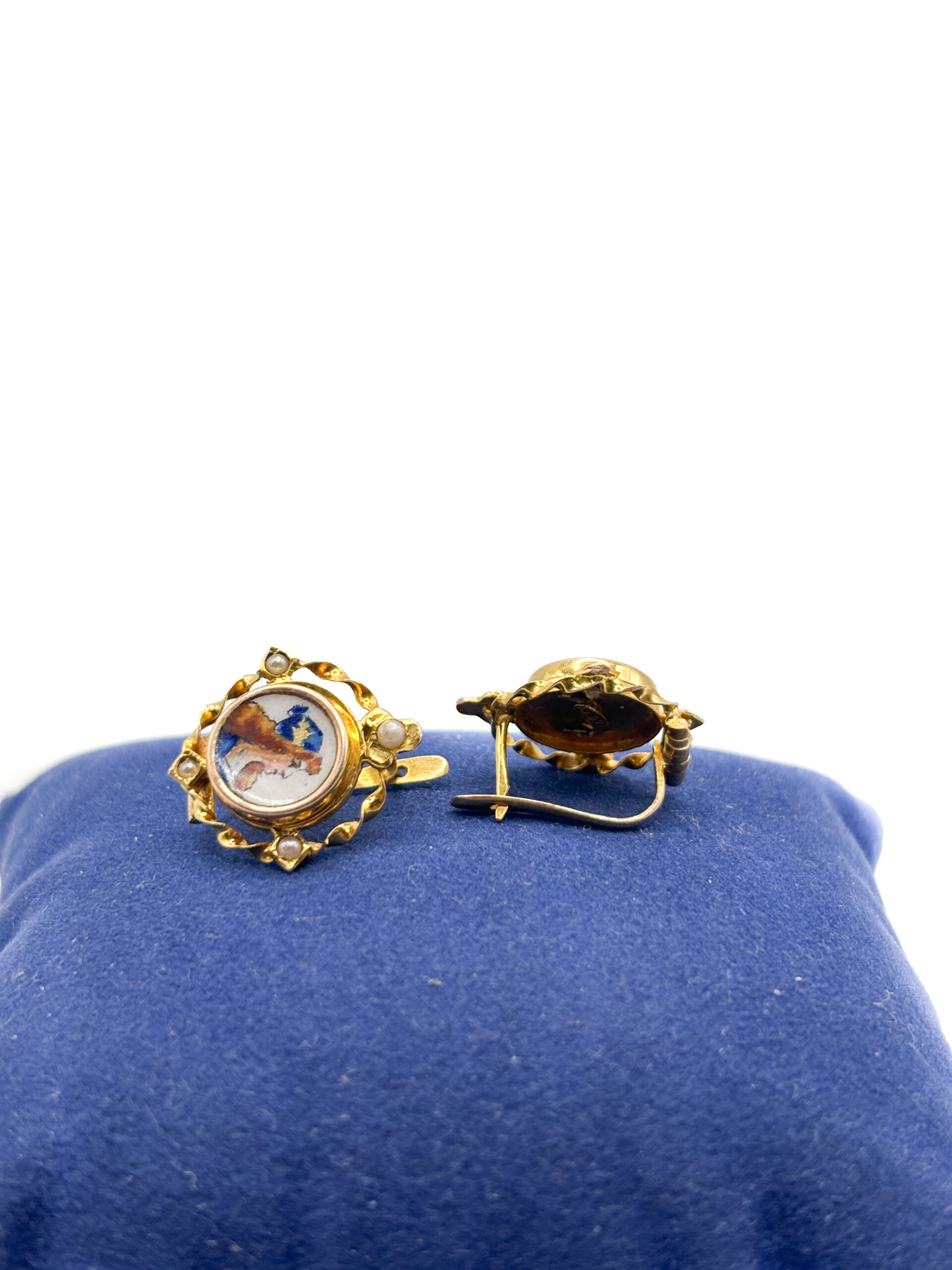 Orecchini d’Epoca in Oro Giallo 18 kt con Smalto e Perle - immagine 2