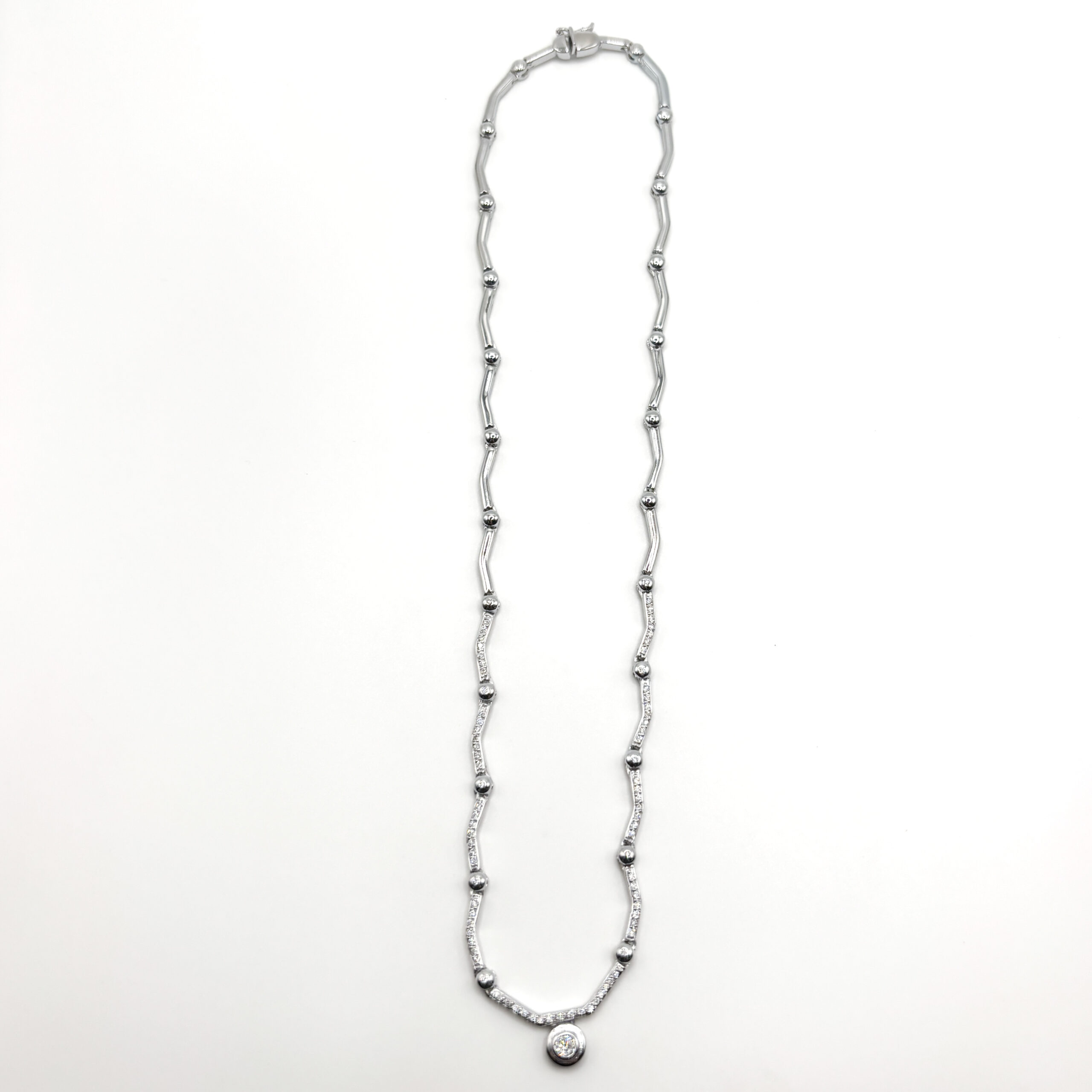 Necklace in 18 kt White Gold with Diamonds and Solitaire Accent - Image 3