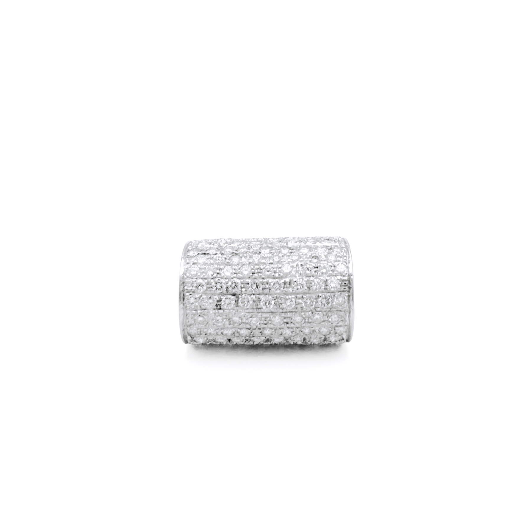 Band Ring in 18kt White Gold with Diamond Pave