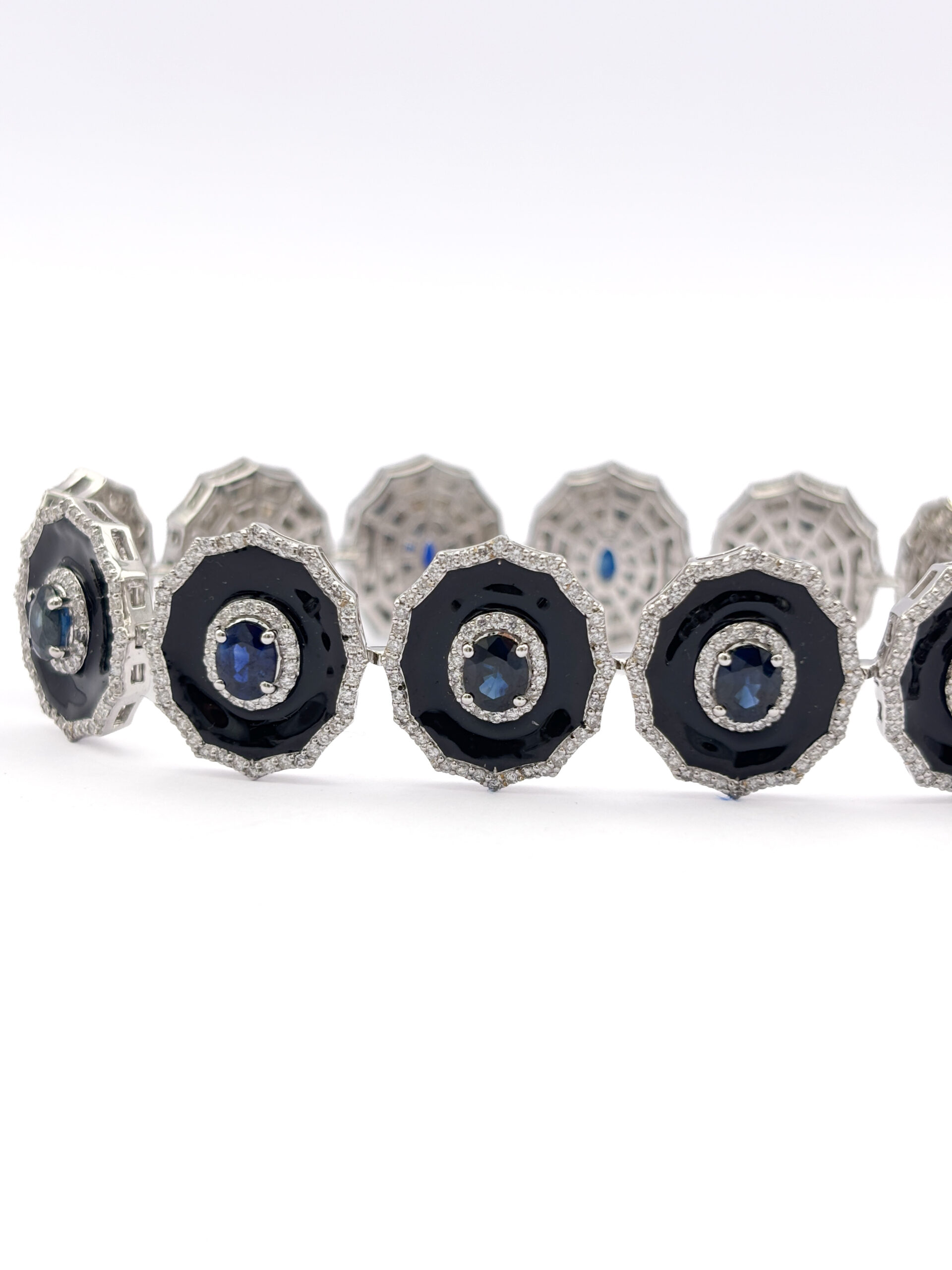 18kt White Gold Bracelet with Sapphires, Diamonds and Black Enamel