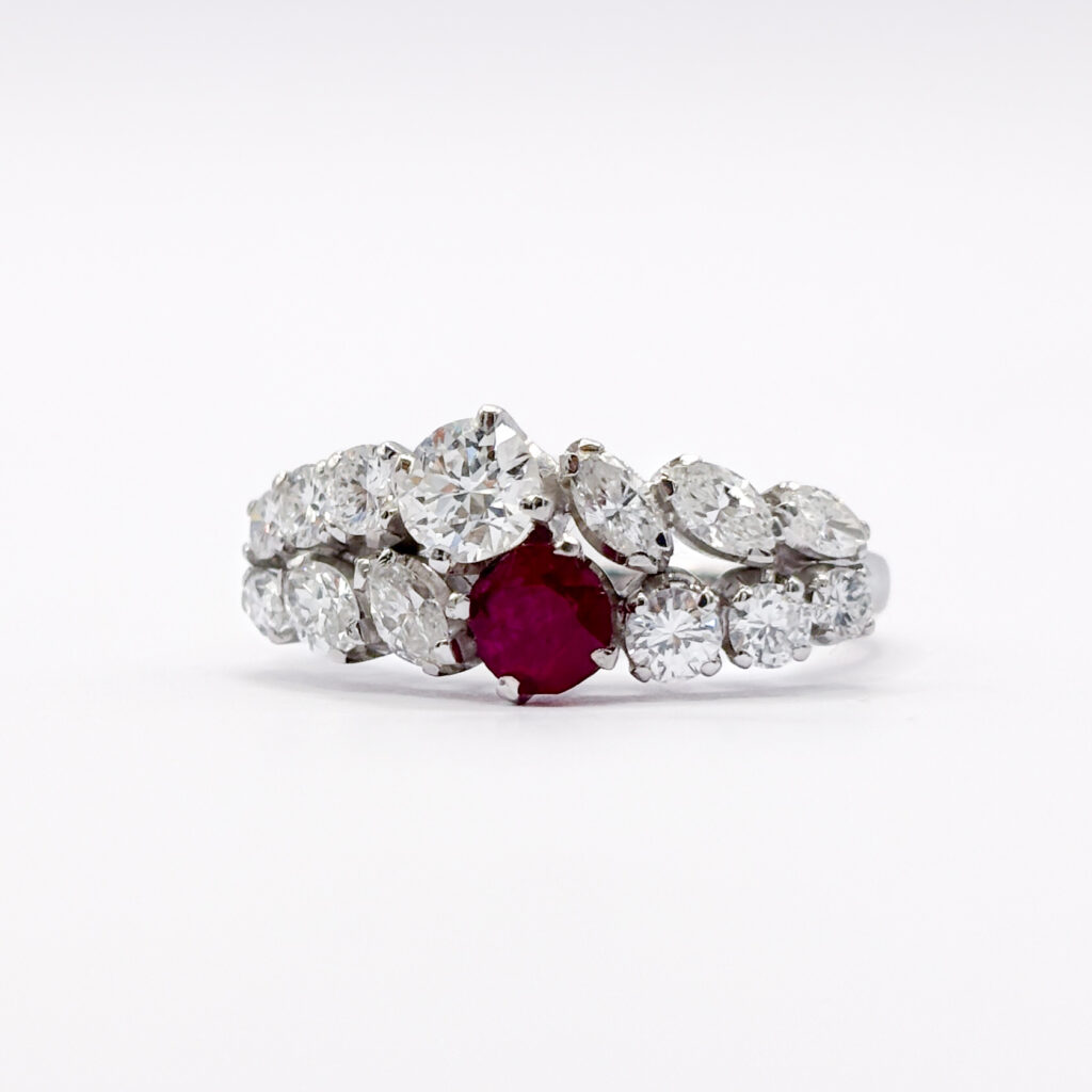 18 kt White Gold Ring with No Heat Burma Ruby and Diamonds